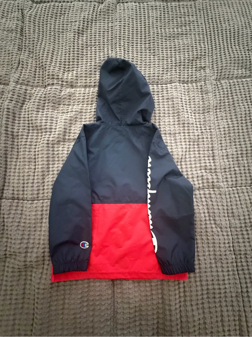 Champion Kids Hooded Windbreaker Jacket in Navy and Red Size 5 - Picture 6 of 7